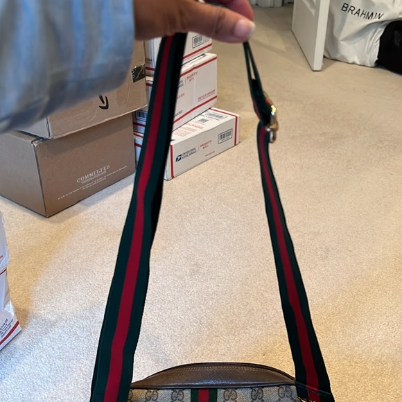 Gucci crossbody bag - Picture 2 of 6
